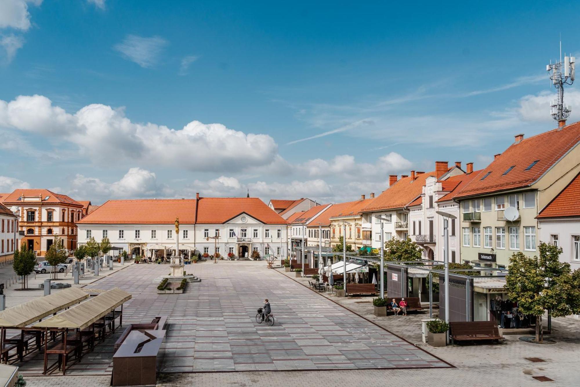 Hotel Jeruzalem Ljutomer Kültér fotó
