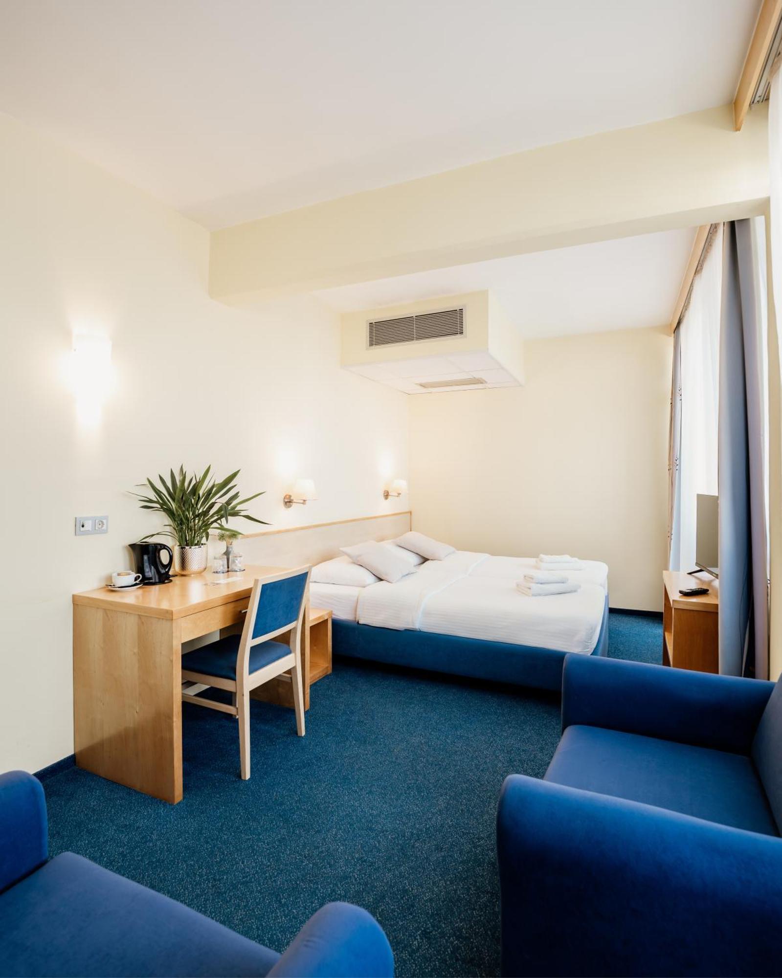 Hotel Jeruzalem Ljutomer Kültér fotó